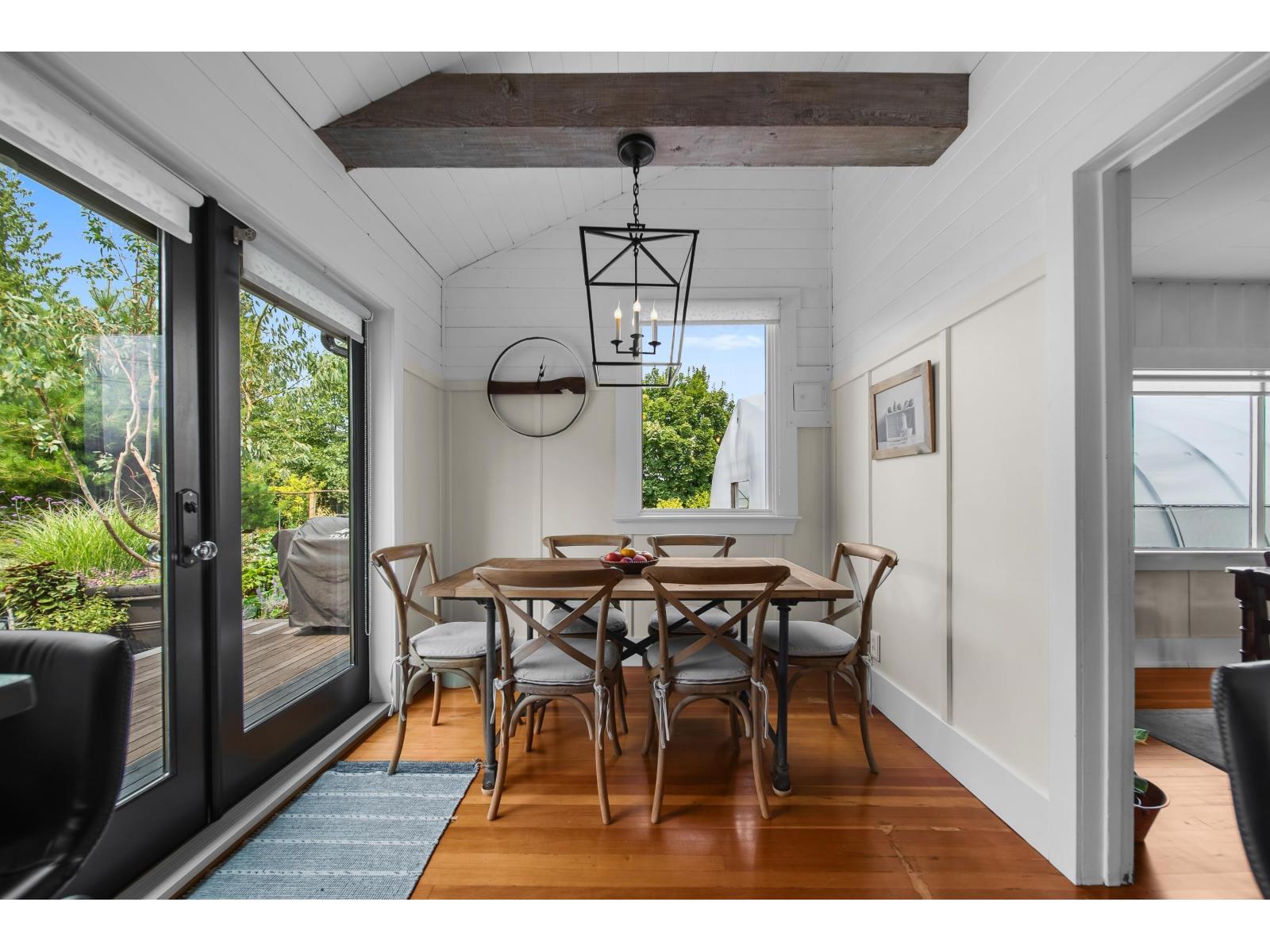 511 176 Street Property Photo 21