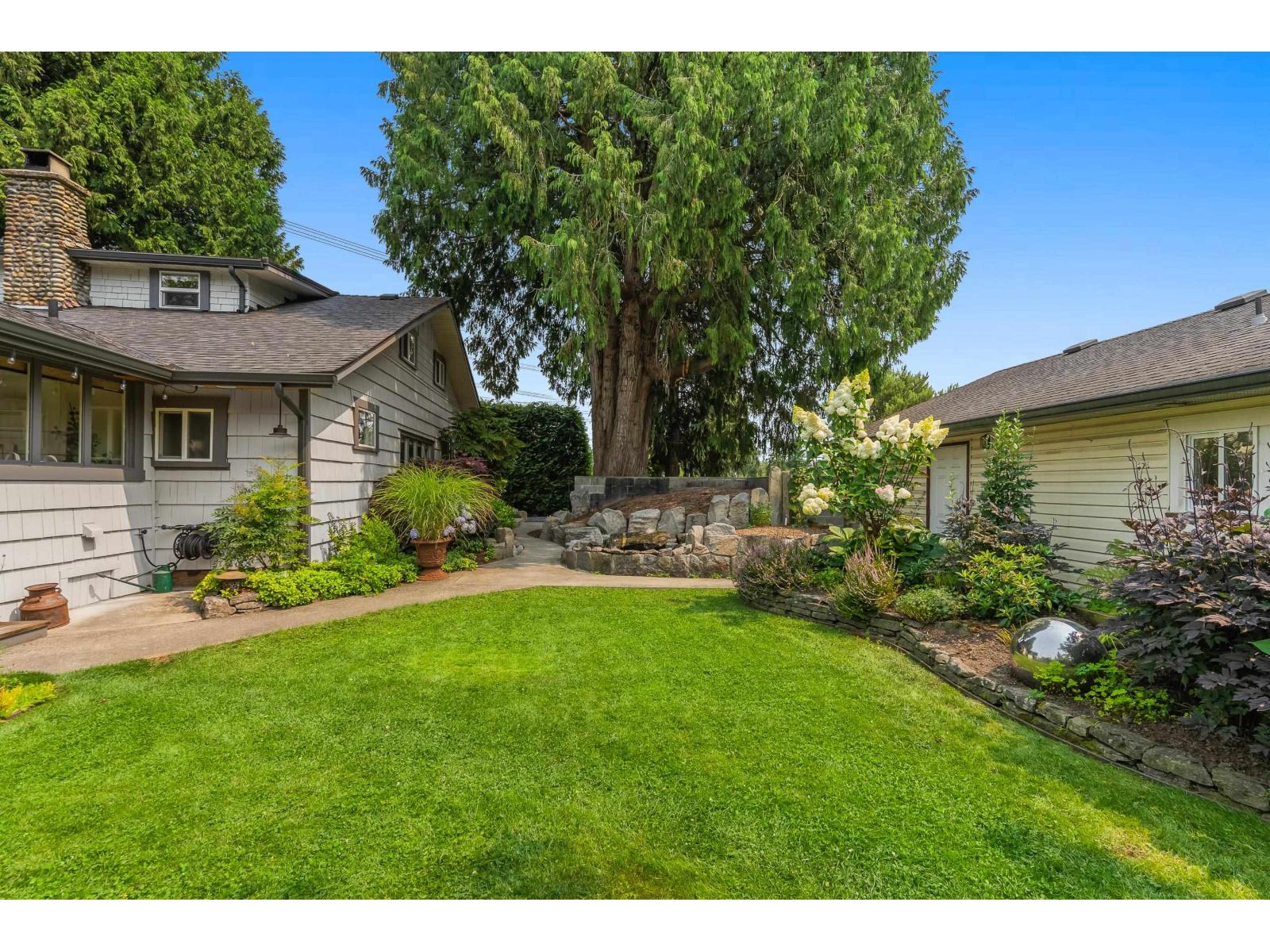 511 176 Street Property Photo 29