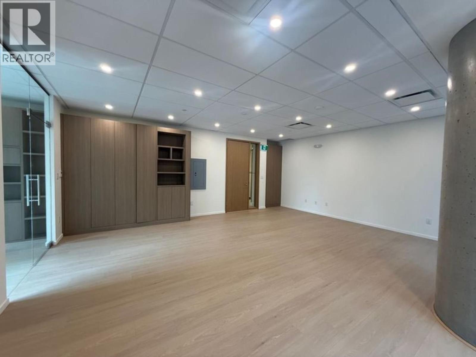1130 320 Granville Street Property Photo 3