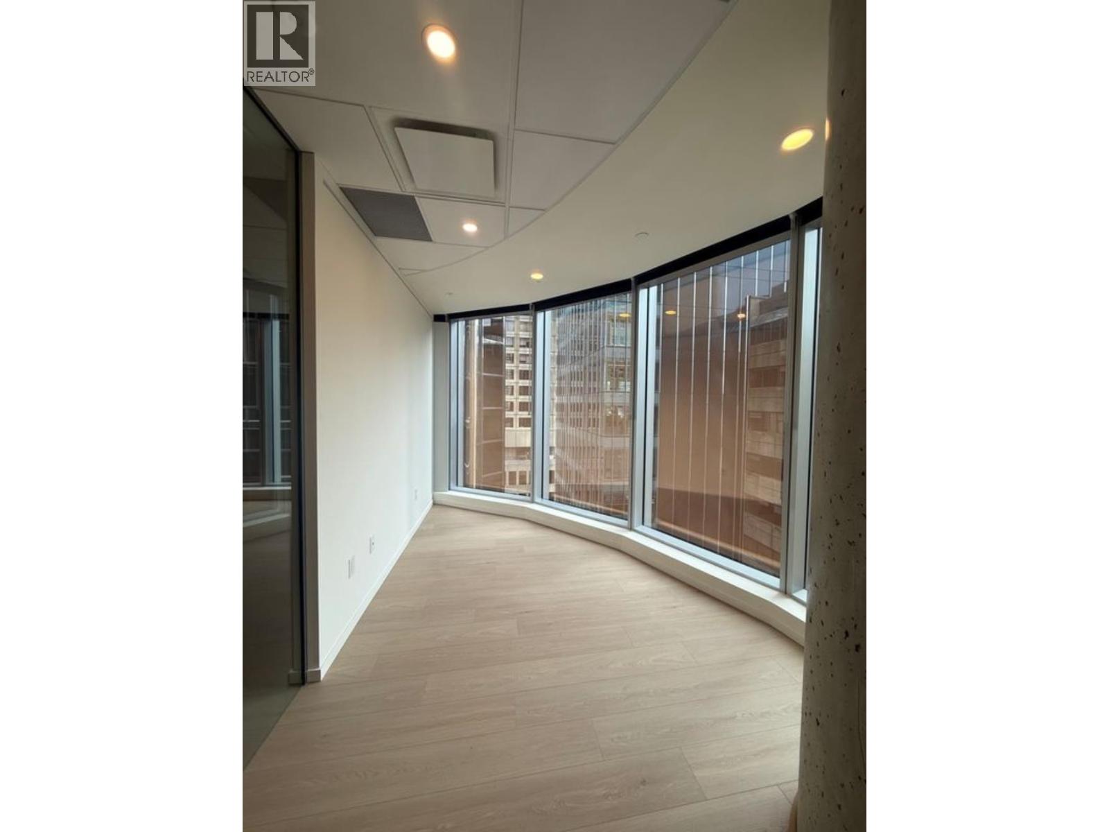1130 320 Granville Street Property Photo 6