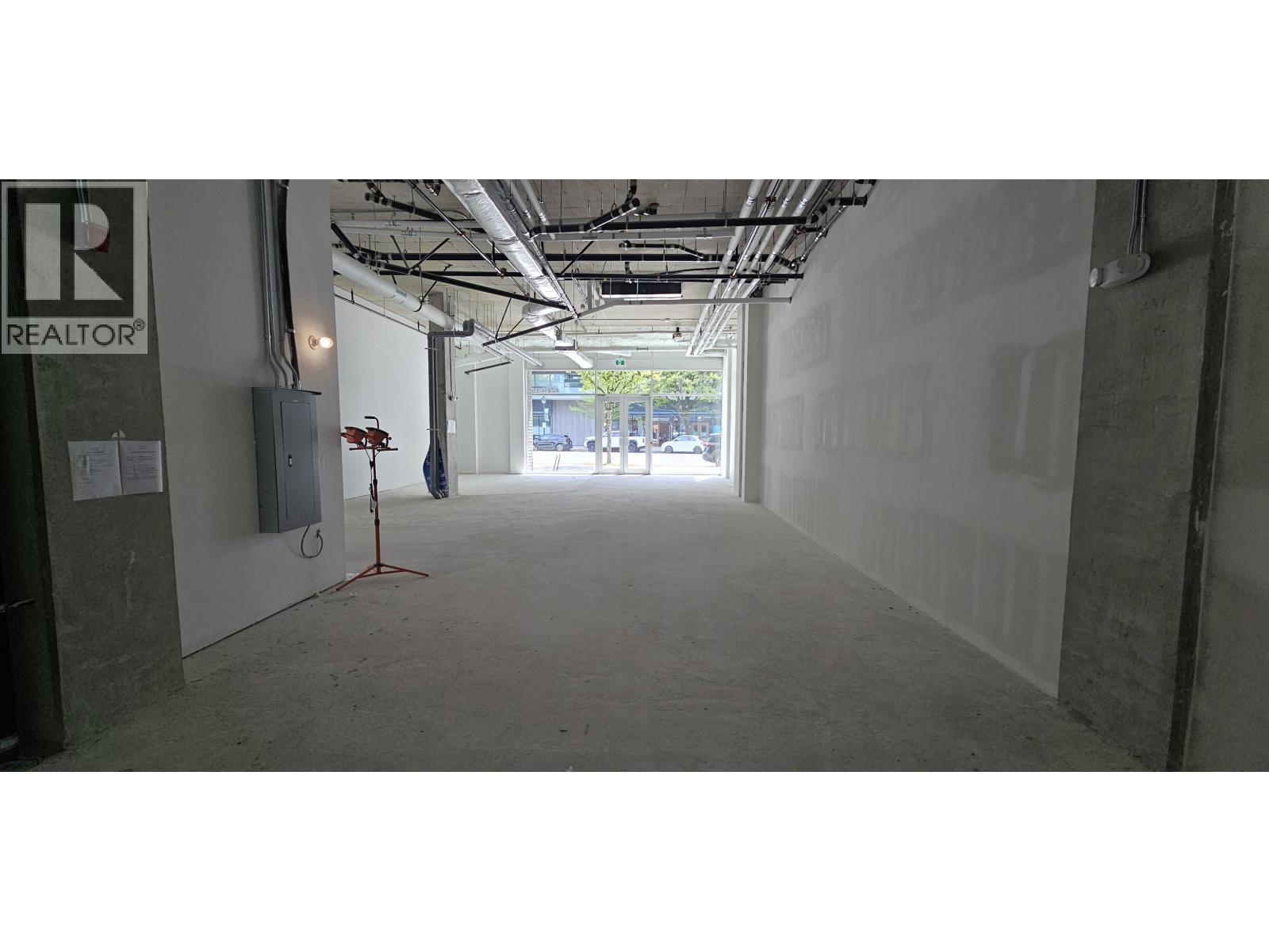 110 1331 Marine Drive Property Photo 10