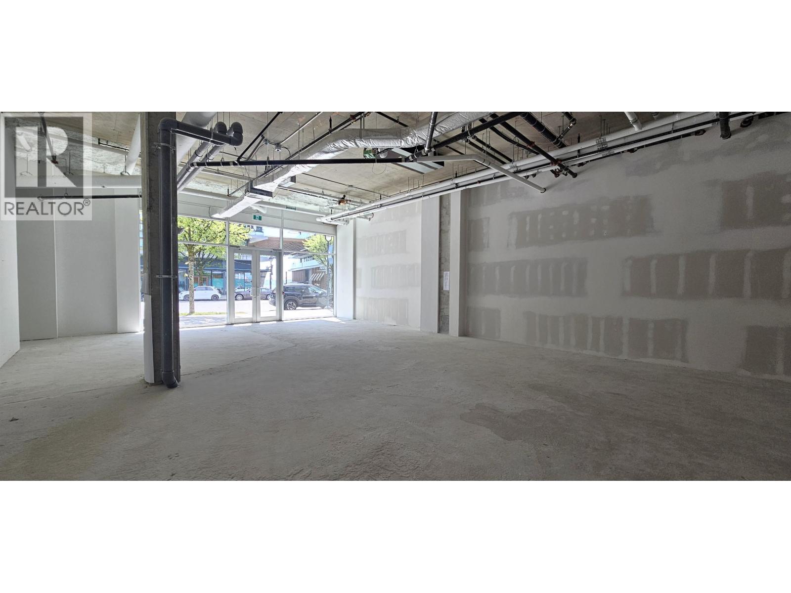 110 1331 Marine Drive Property Photo 11