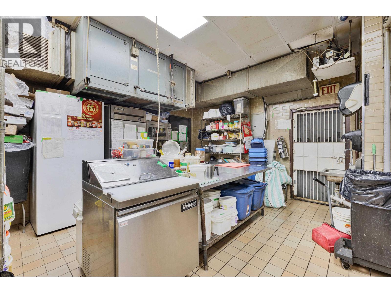 C8081177 Property Photo 7