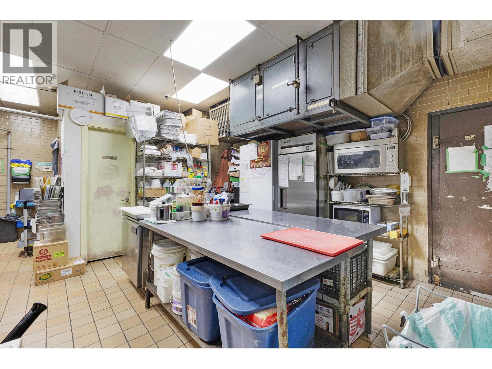 C8081177 Property Photo 9