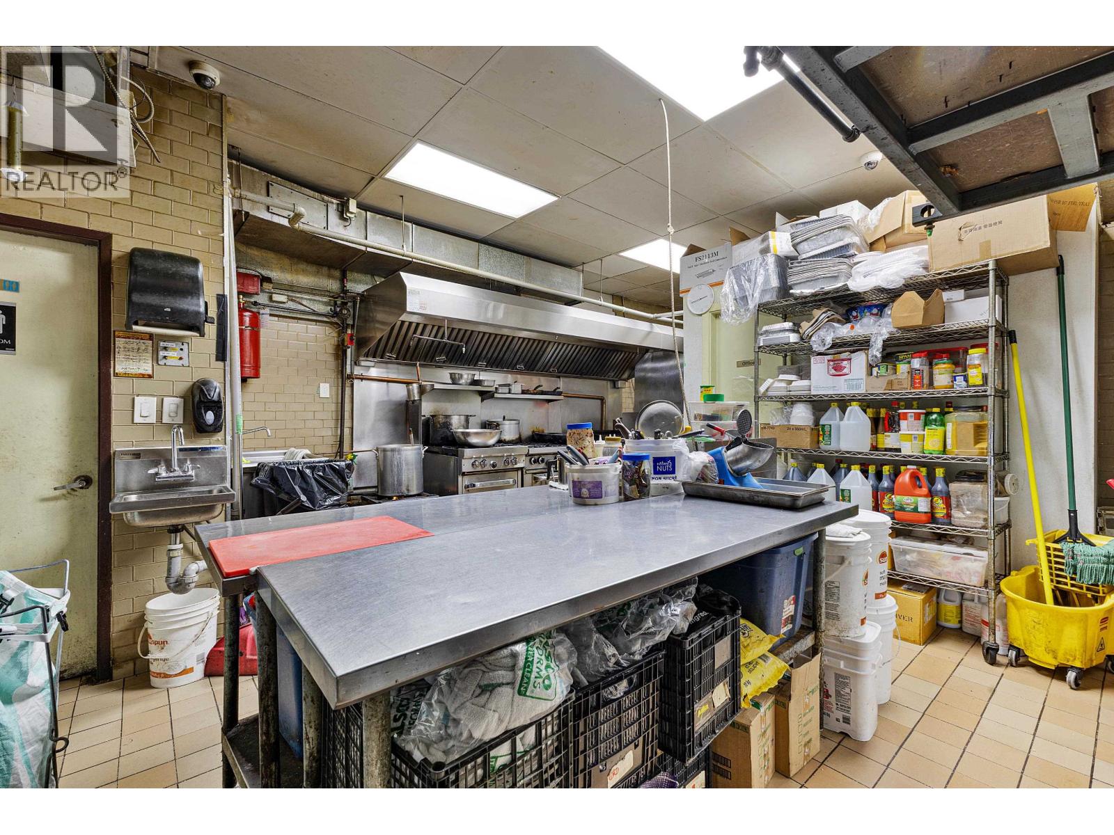 C8081177 Property Photo 11