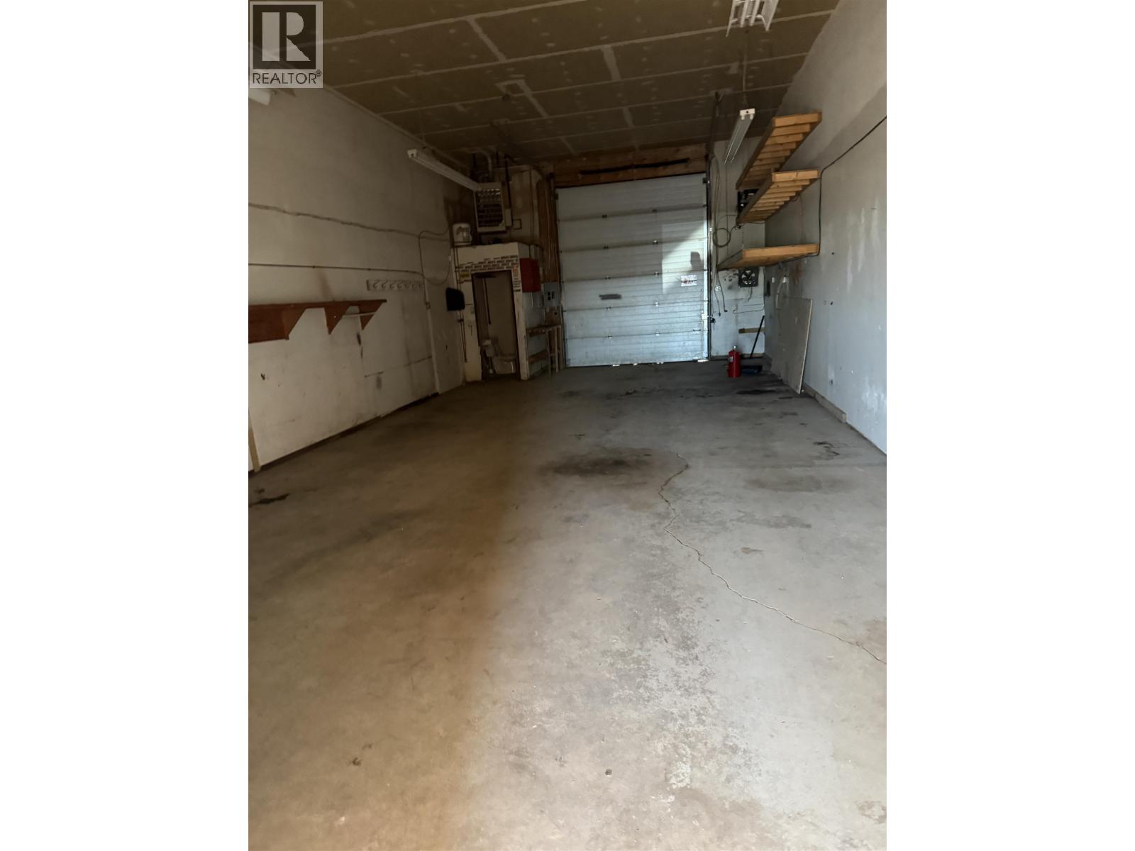 10508 101 Avenue Property Photo 2