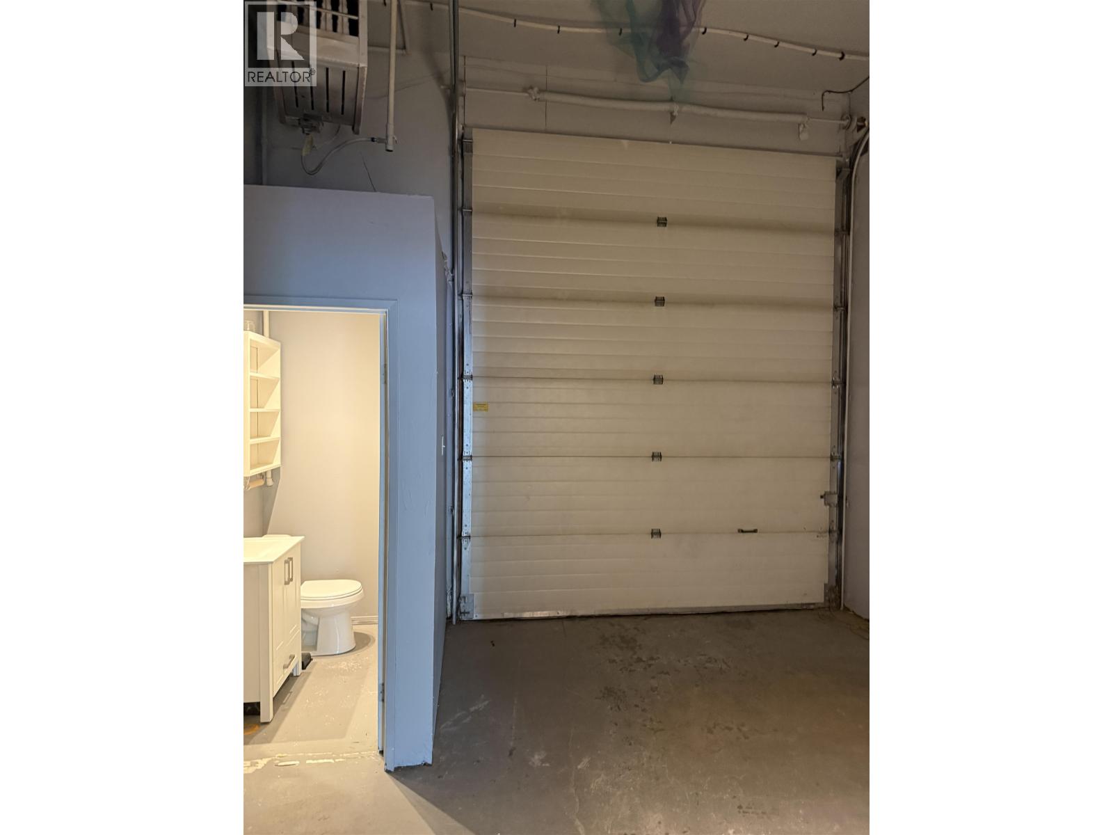 10508 101 Avenue Property Photo 6