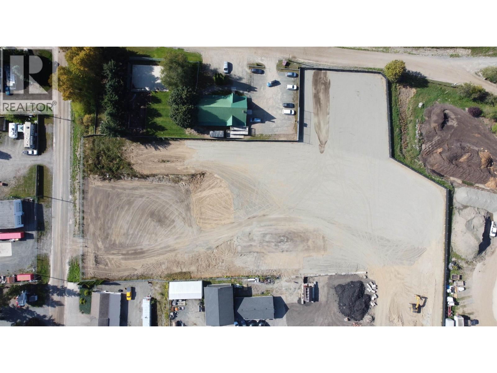 5506 Lloyde Avenue Property Photo 4