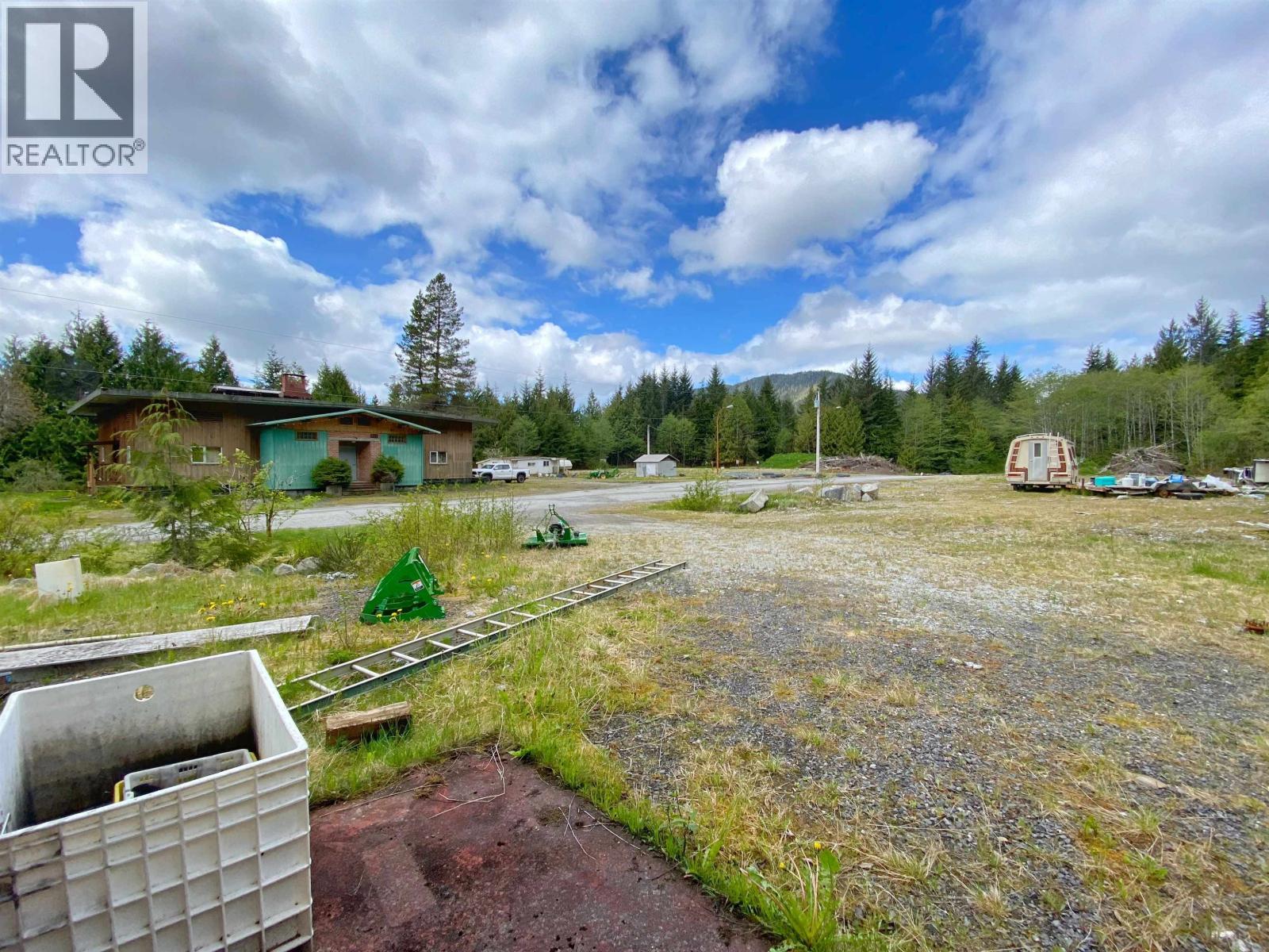 112 Rainbow Lake Property Photo 10