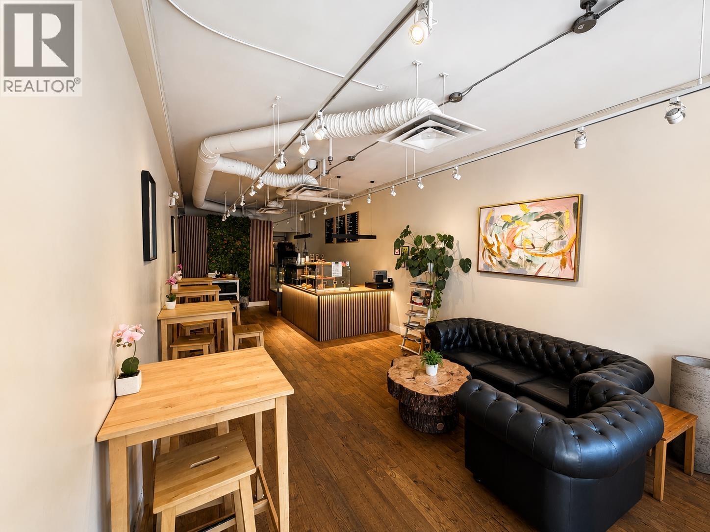 3341 W BROADWAY