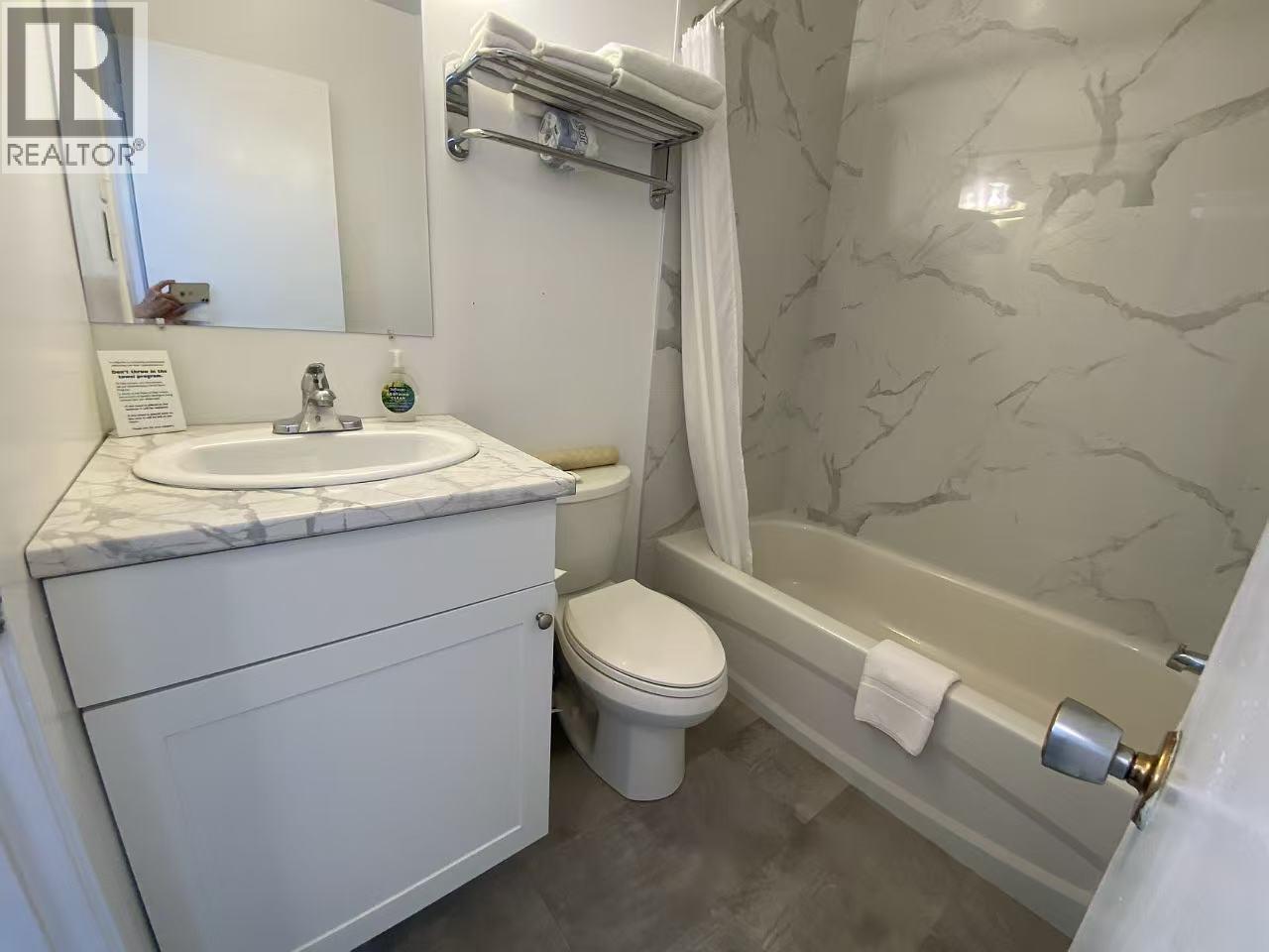305 Mackenzie Boulevard Property Photo 11