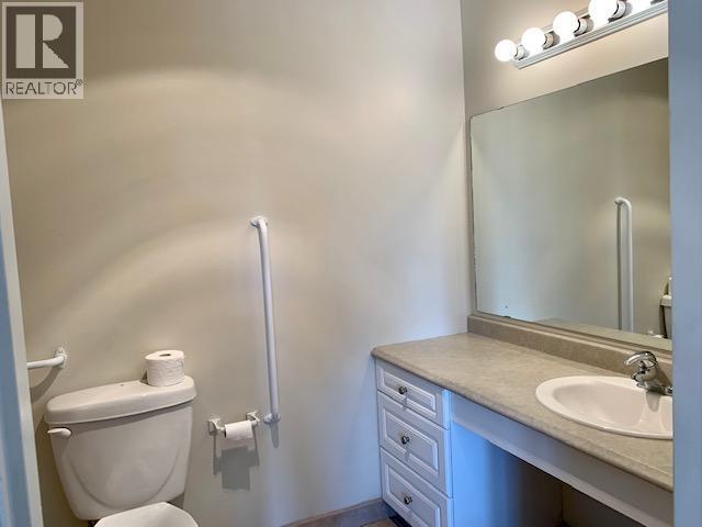4807 S 50 Avenue Property Photo 20