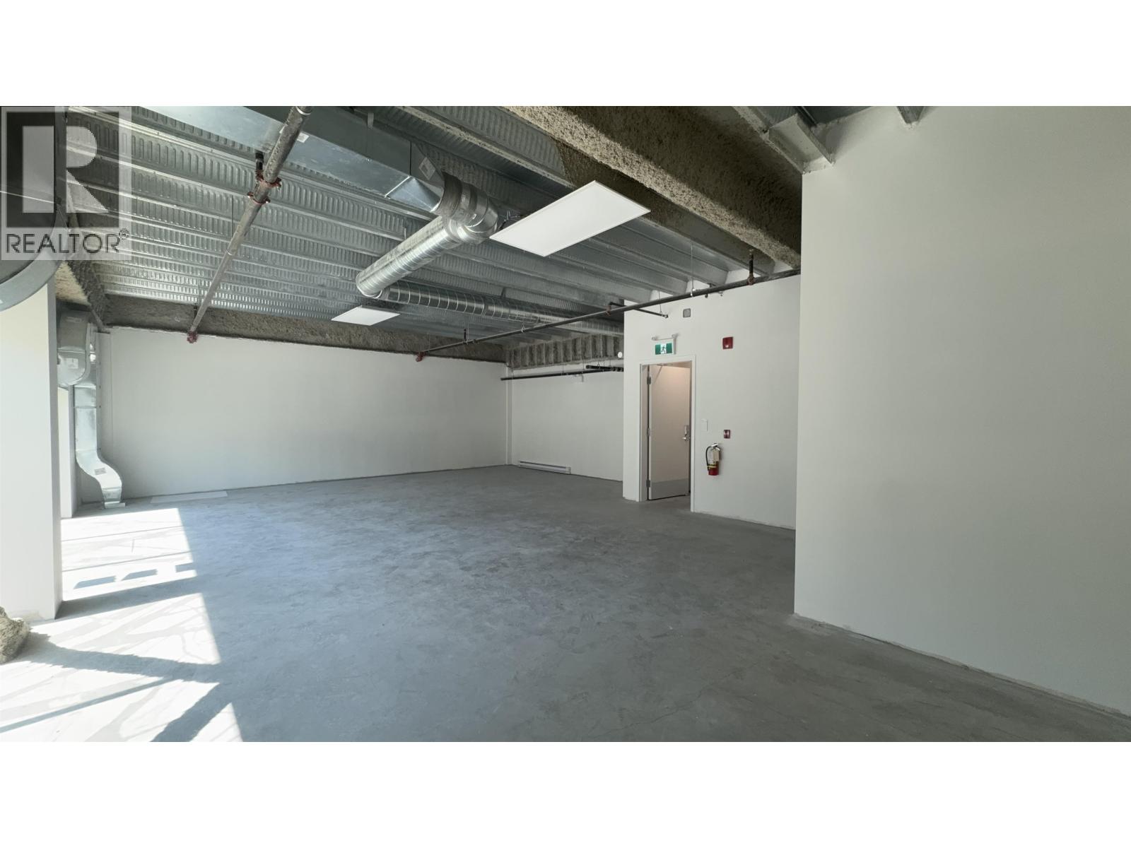 109 4888 Vanguard Road Property Photo 6