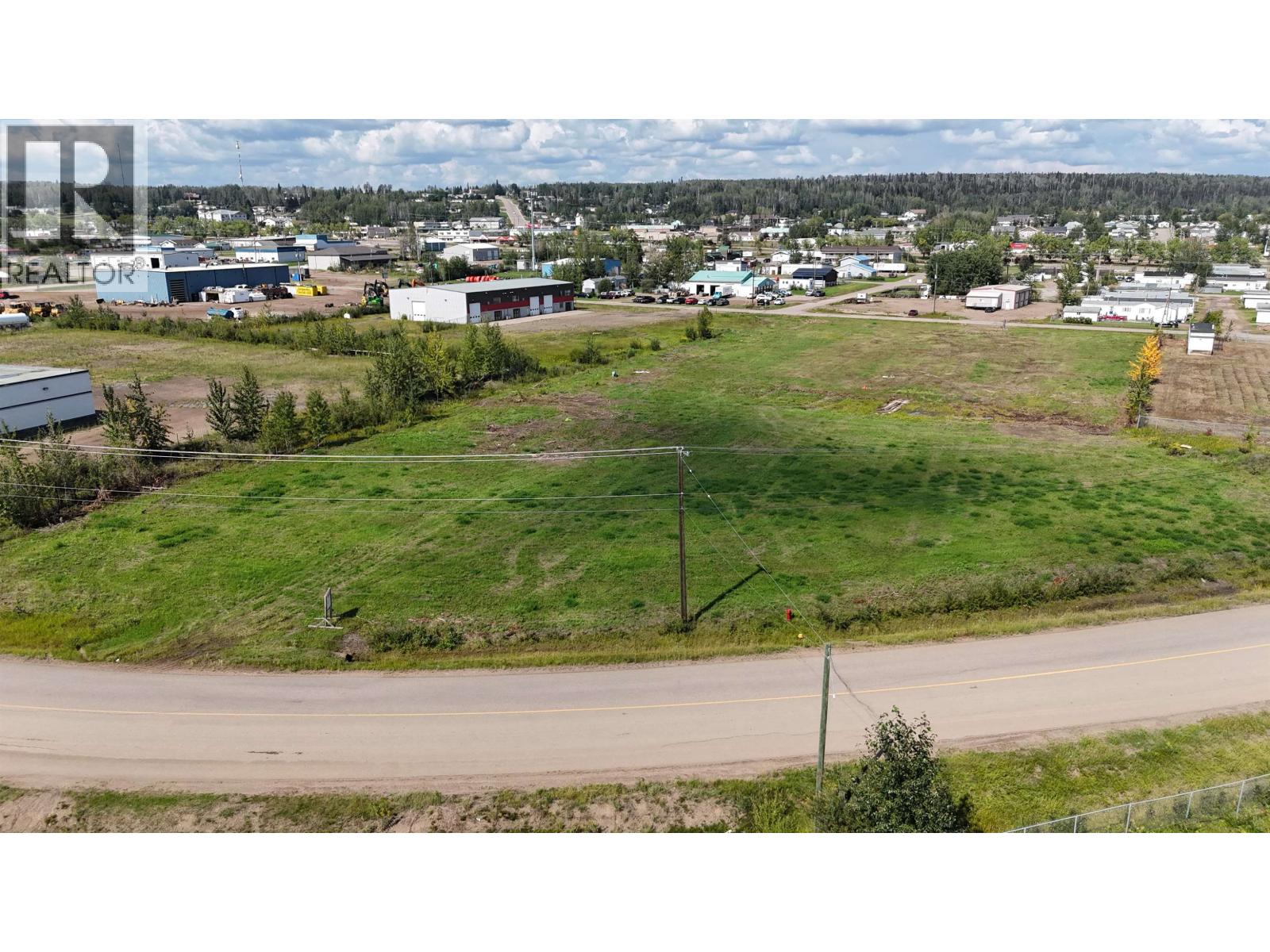 4700 46 AVENUE Property Photo 1