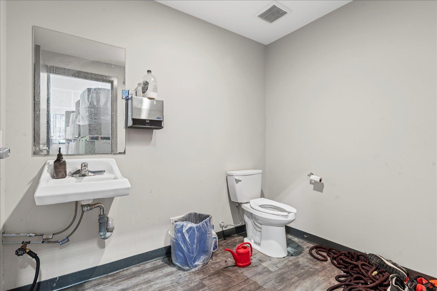 43923 Progress Way #a106 Property Photo 6