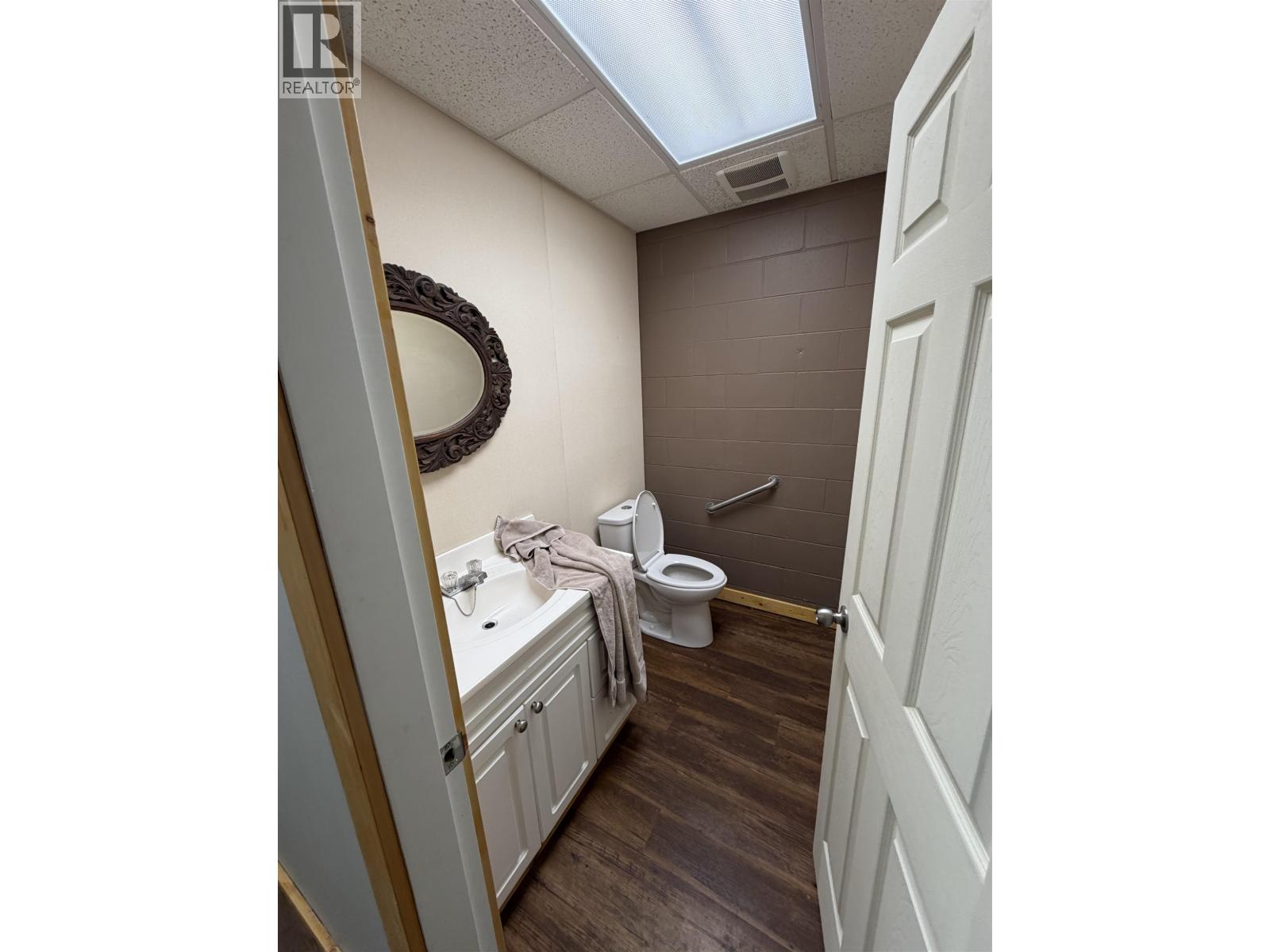 503 Conway Street Property Photo 11