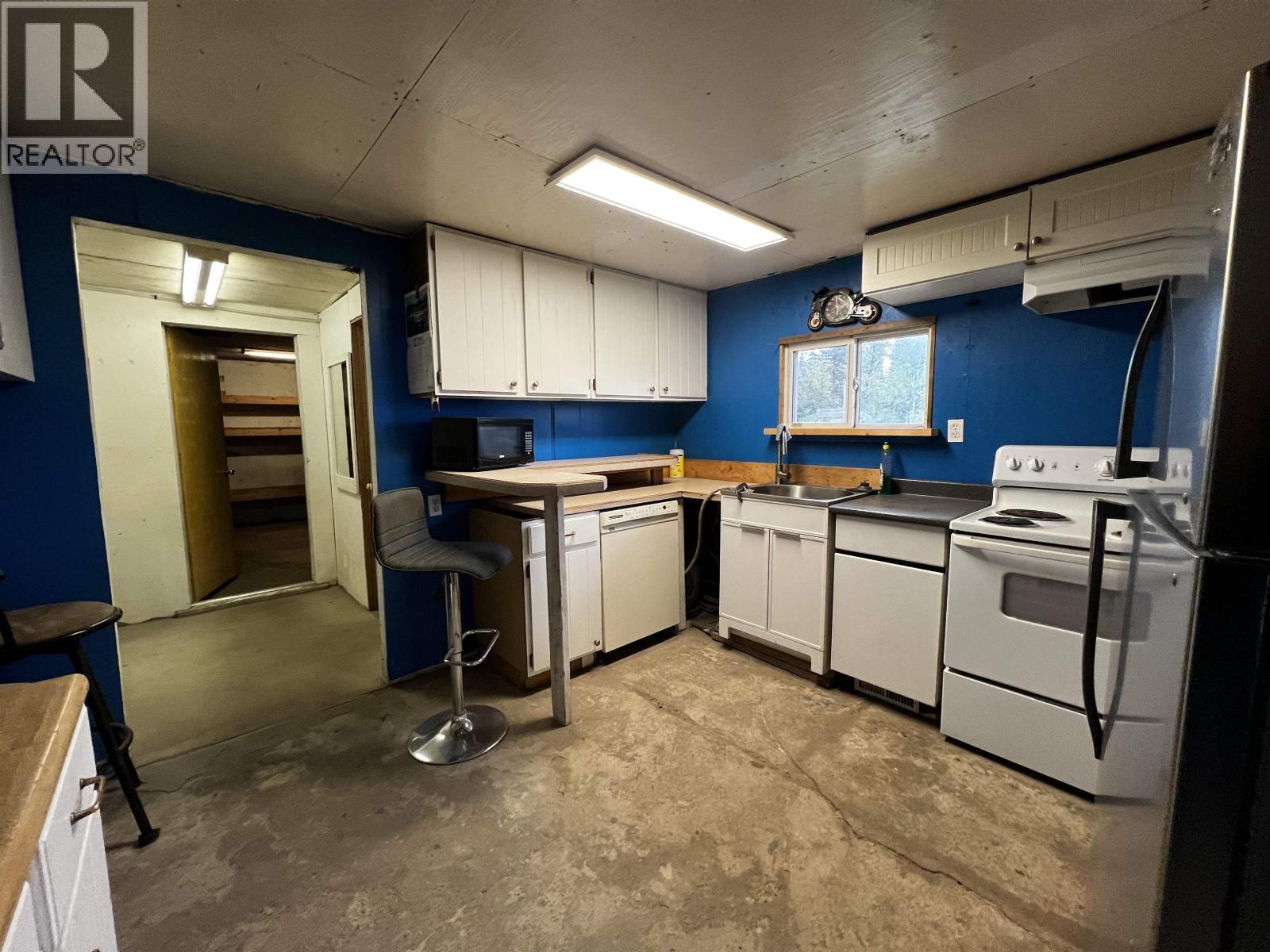 13936 W 16 Highway Property Photo 12