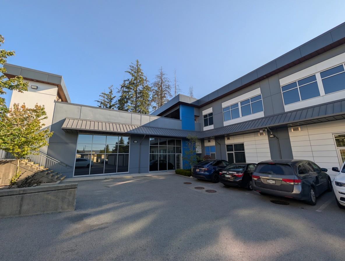 114 8645 160 Street Property Photo 2