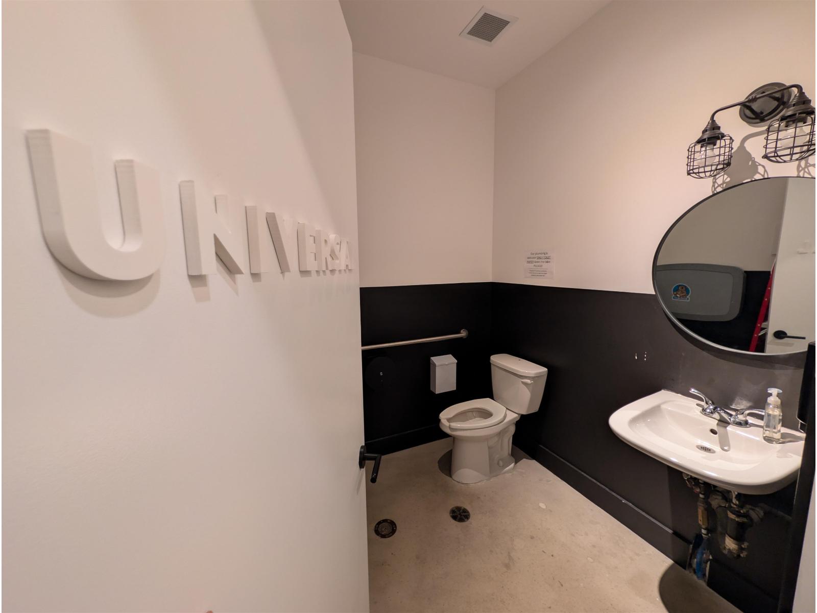114 8645 160 Street Property Photo 11