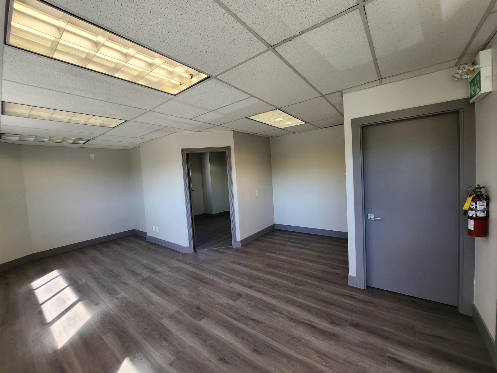 13087 116 Avenue Property Photo 12
