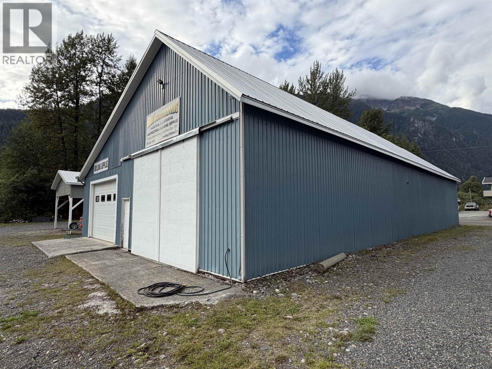 516 6th Avenue Property Photo 10
