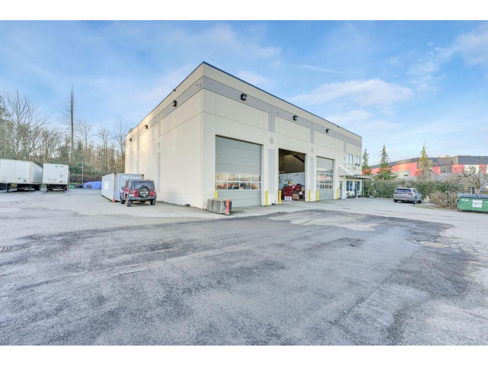 17288 104a Avenue Property Photo 5