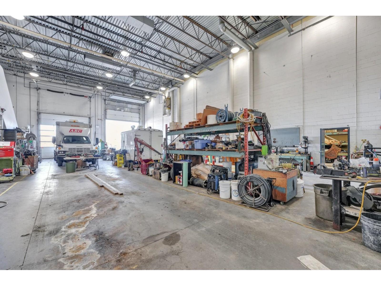 17288 104a Avenue Property Photo 8