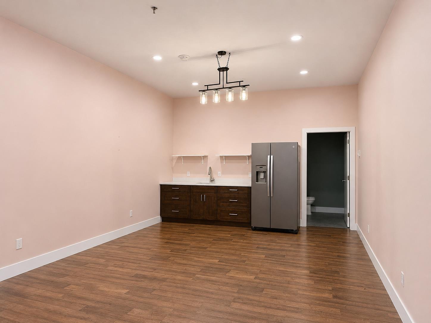 110 19181 34a Avenue Property Photo 3