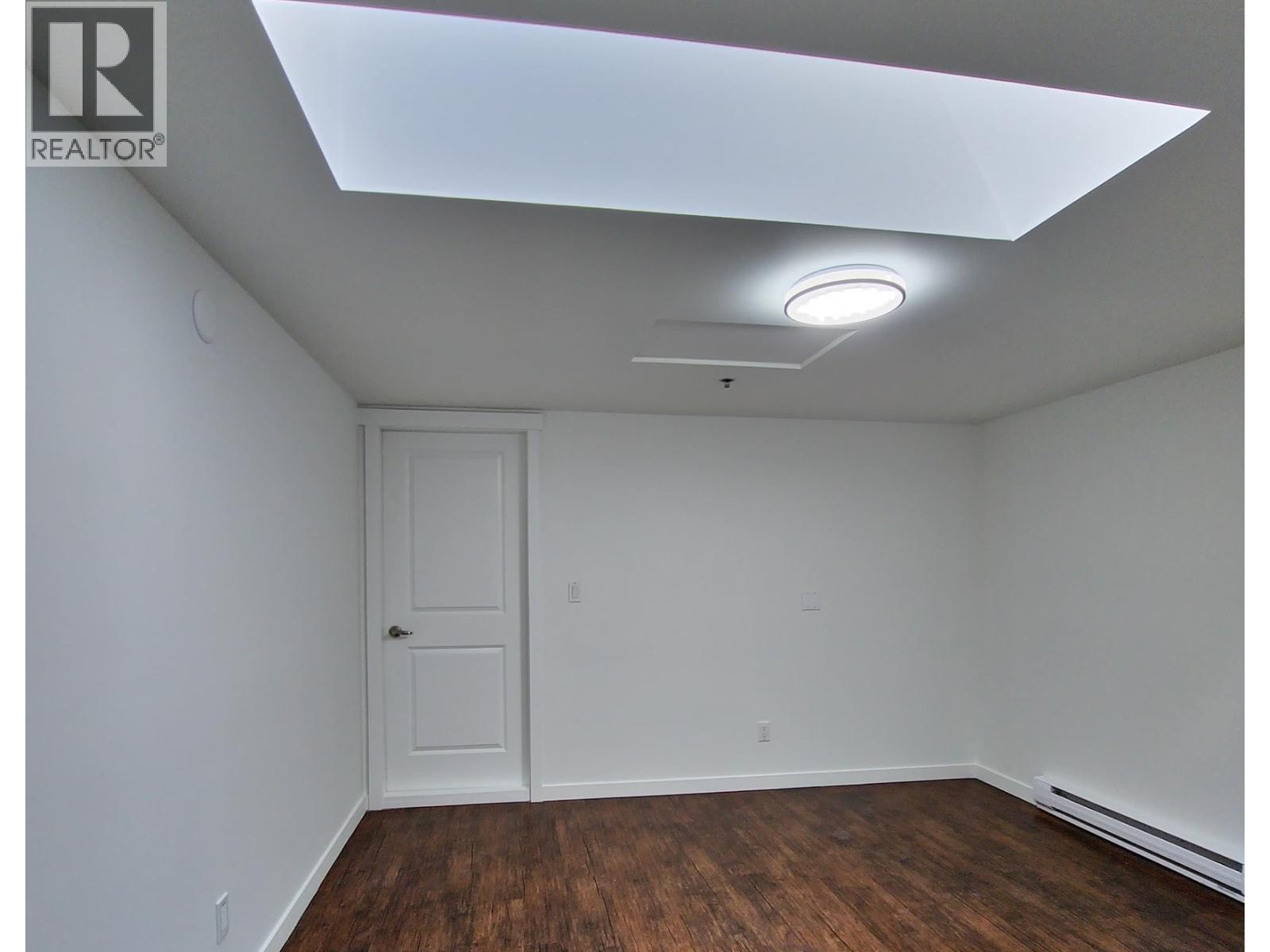 221 12005 238b Street Property Photo 10