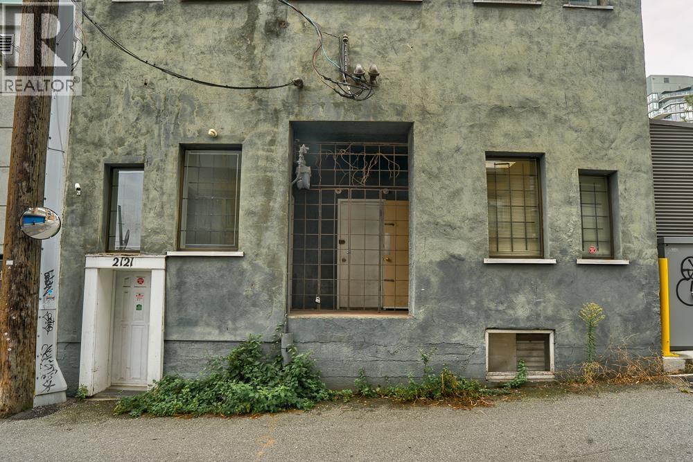 2121 Granville Street Property Photo 29
