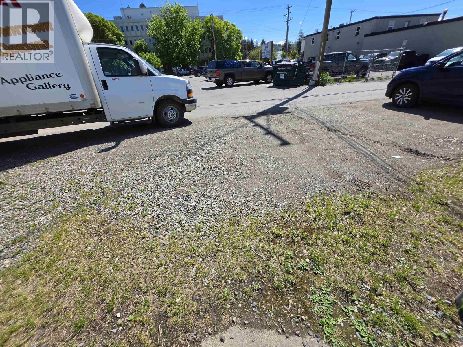 276 Reid Street Property Photo 8