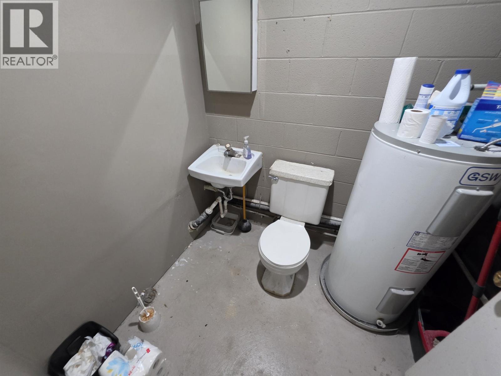 276 Reid Street Property Photo 10