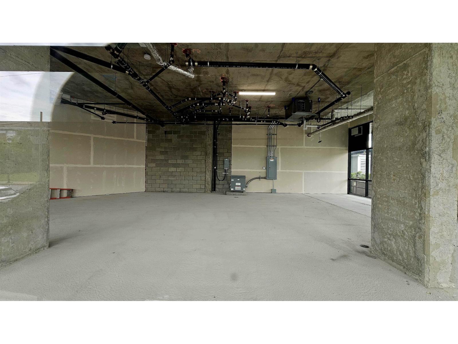 140 20769 Fraser Highway Property Photo 5