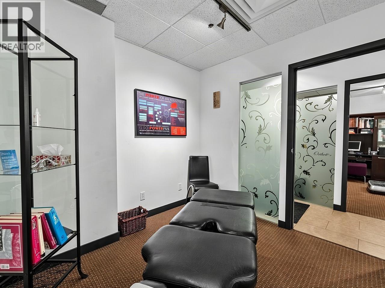 1126 Richards Street Property Photo 10