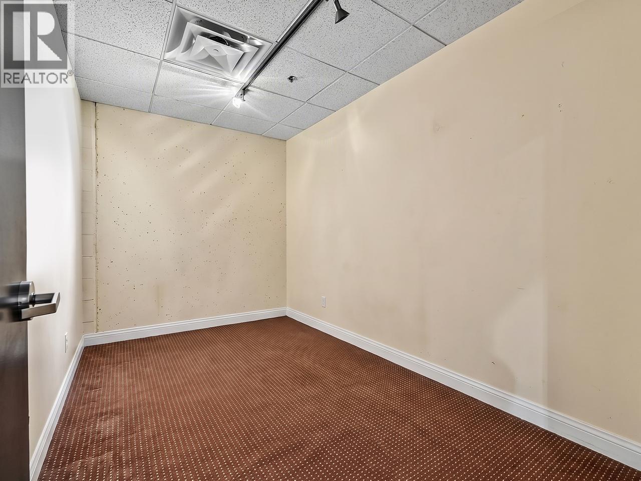 1126 Richards Street Property Photo 15