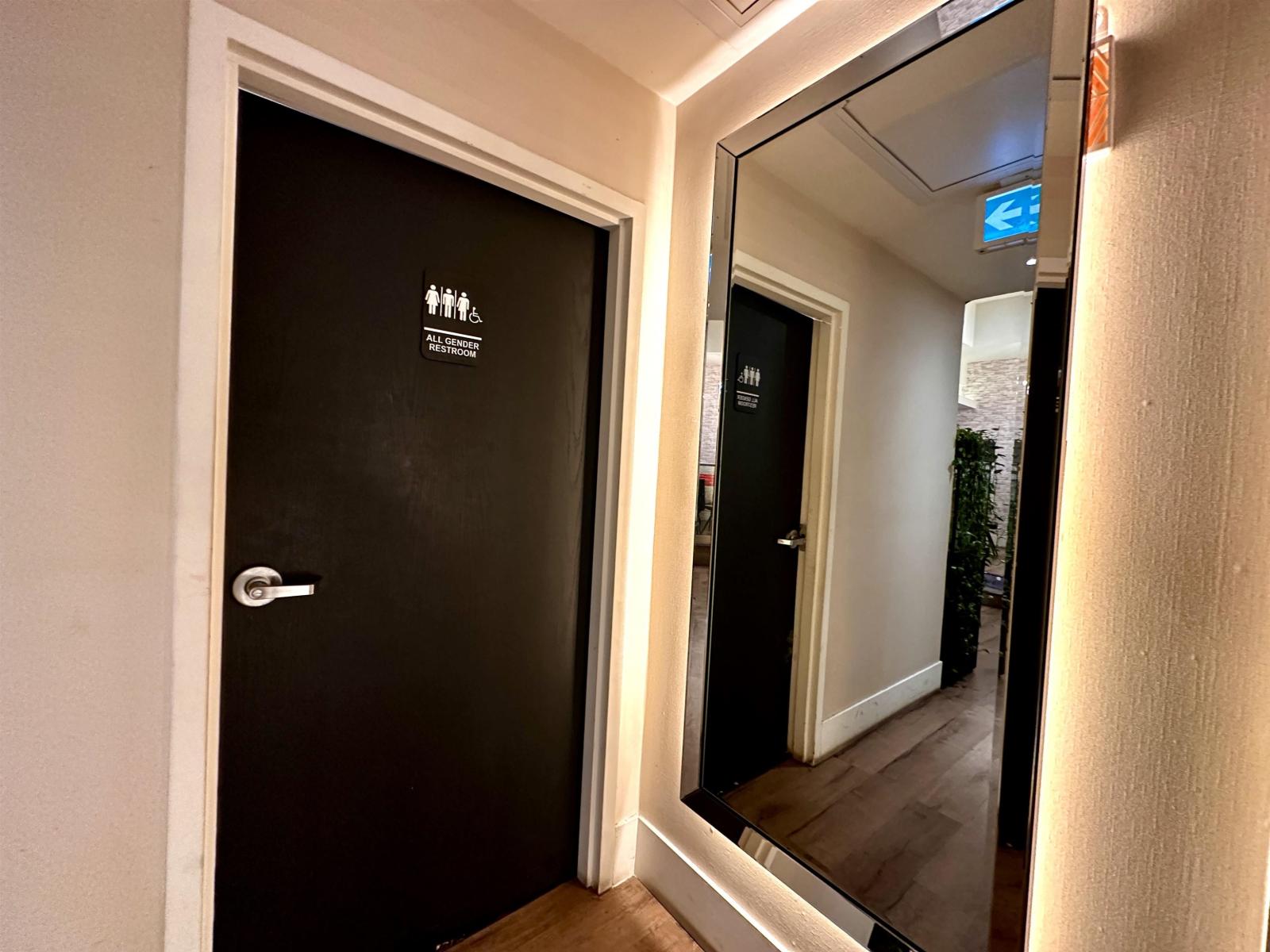 100 15057 Marine Drive Property Photo 8