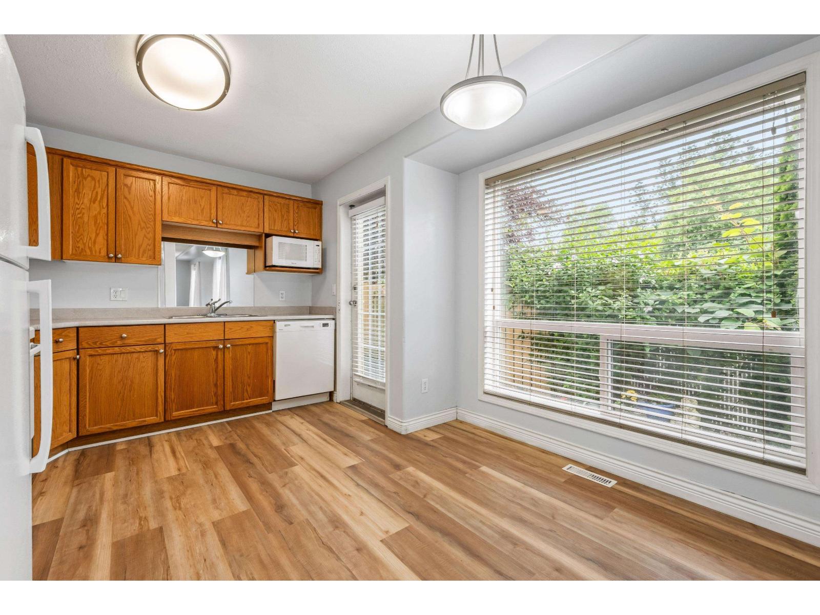 46008 Bole Avenue #1 & 3 Property Photo 10