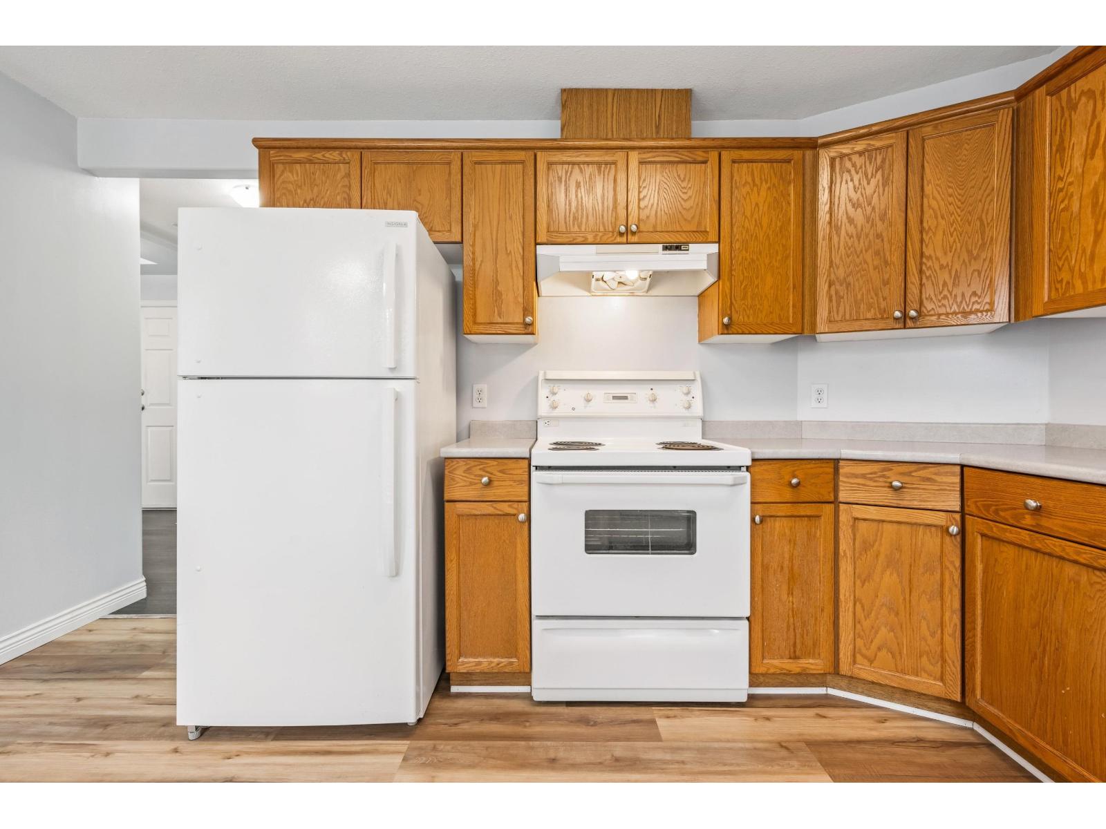 46008 Bole Avenue #2 & 4 Property Photo 10