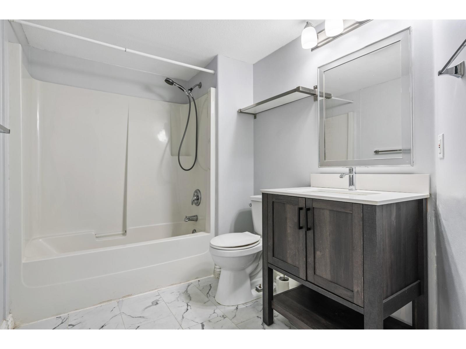 46008 Bole Avenue #2 & 4 Property Photo 18