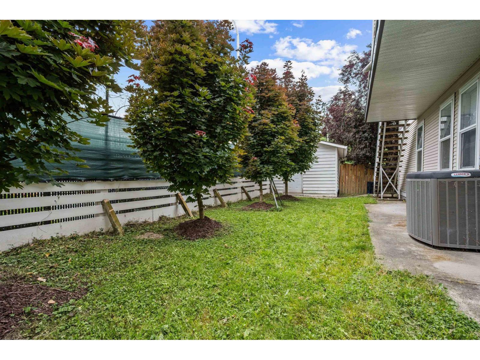 46008 Bole Avenue #2 & 4 Property Photo 24