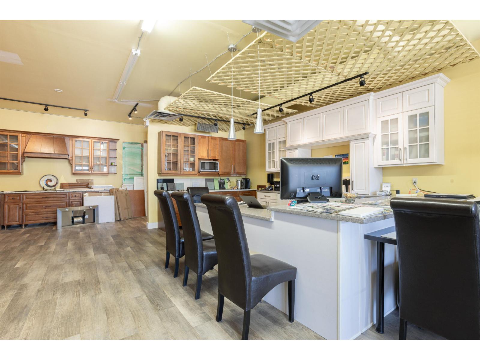 103 15585 24 Avenue Property Photo 9