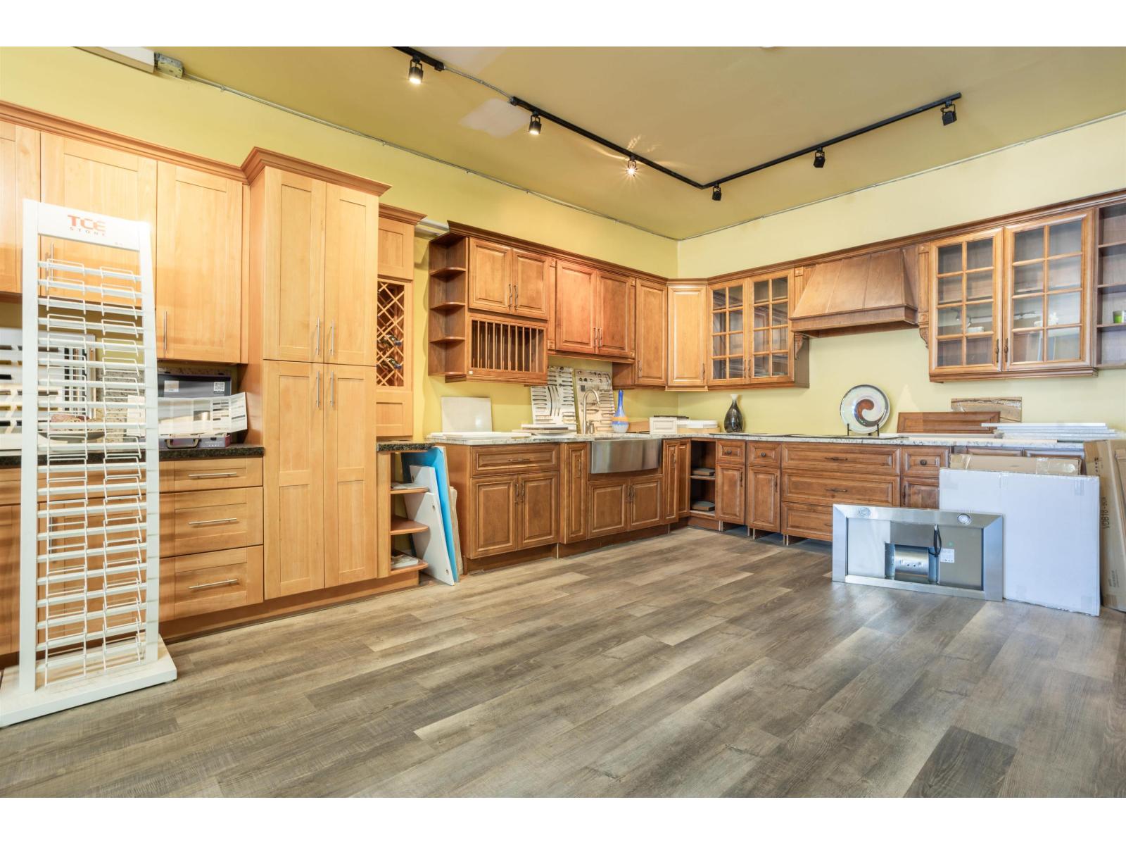 103 15585 24 Avenue Property Photo 11