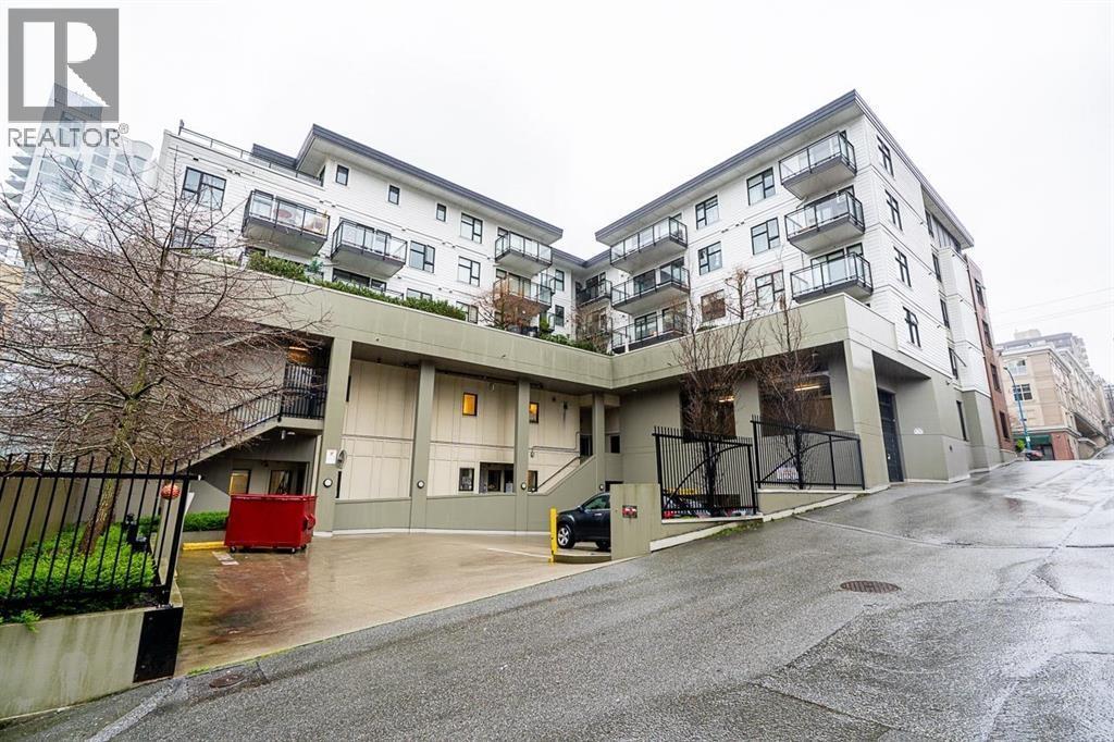11745 Confidential Property Photo 40