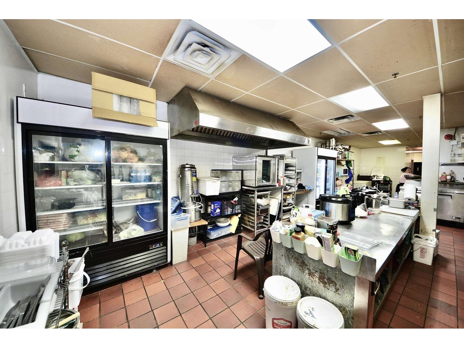 20488 Fraser Highway Property Photo 16