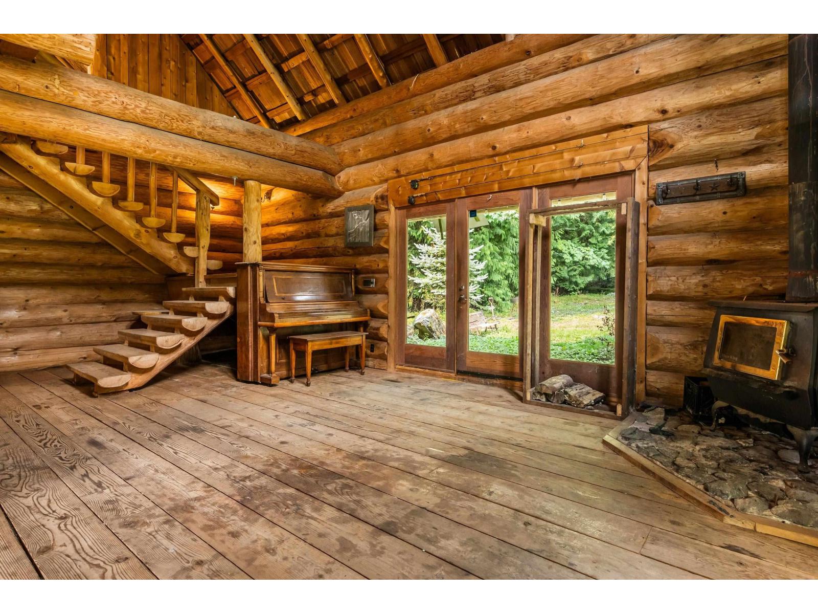 55270 Chilliwack Bench Fsr Road Property Photo 8