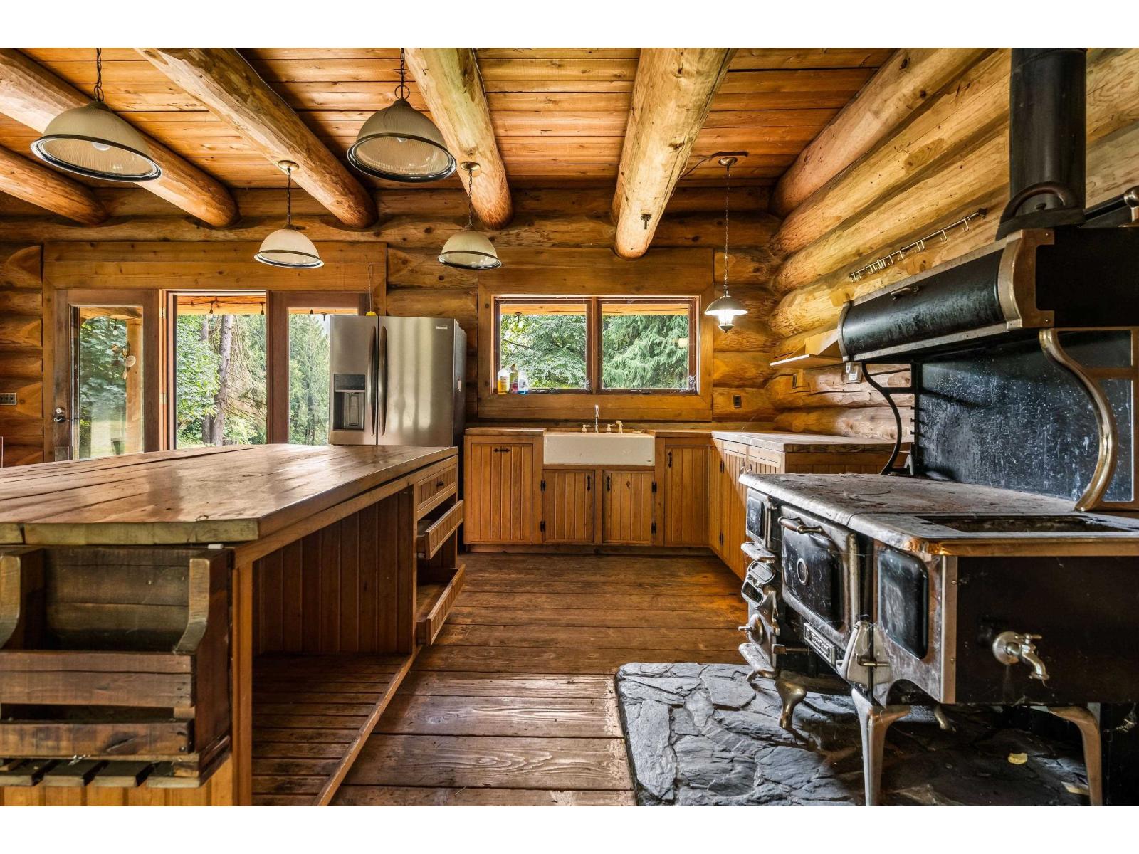 55270 Chilliwack Bench Fsr Road Property Photo 12