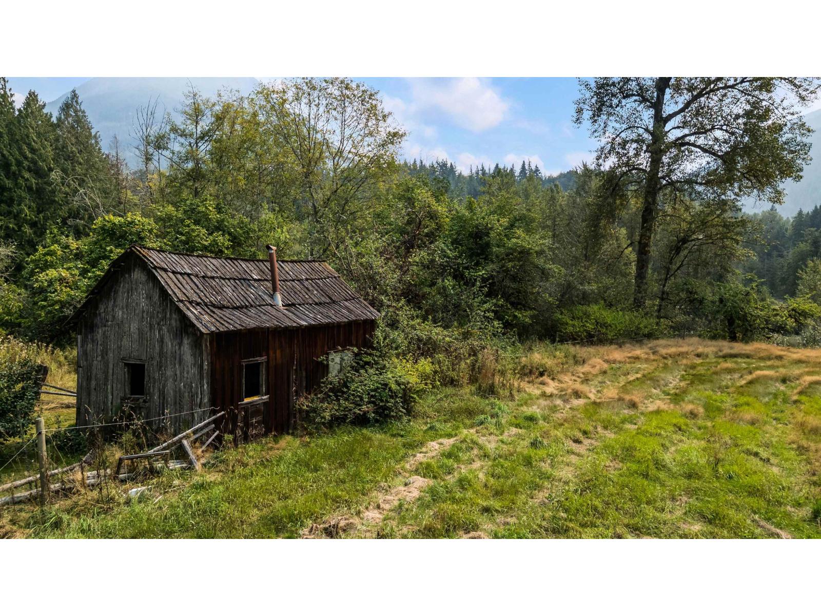 55270 Chilliwack Bench Fsr Road Property Photo 36