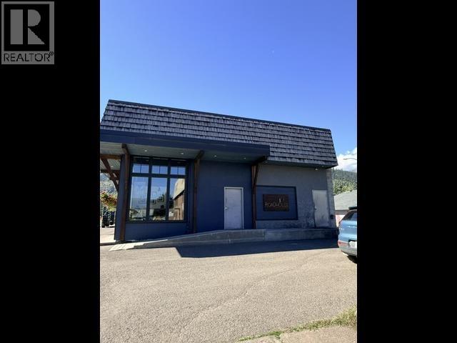 3711 Alfred Street Property Photo 3