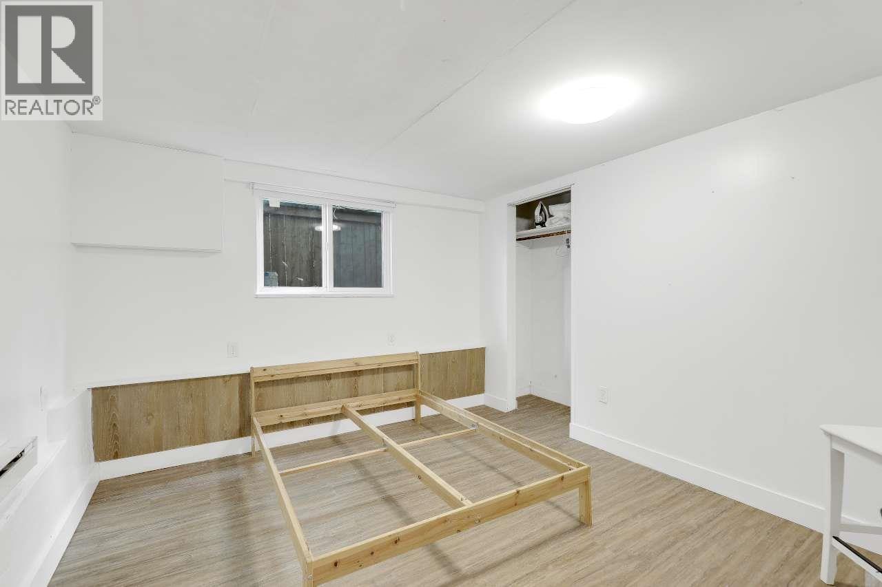 4265 Slocan Street Property Photo 17