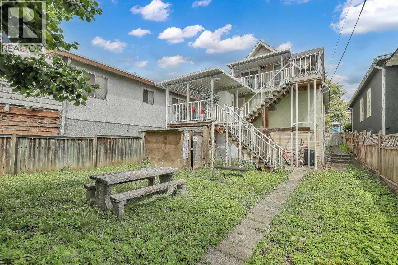 4265 Slocan Street Property Photo 36